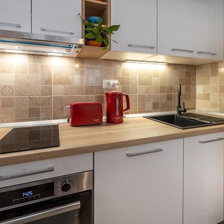 Two-Bedroom Apartment In The Centre マカルスカ エクステリア 写真