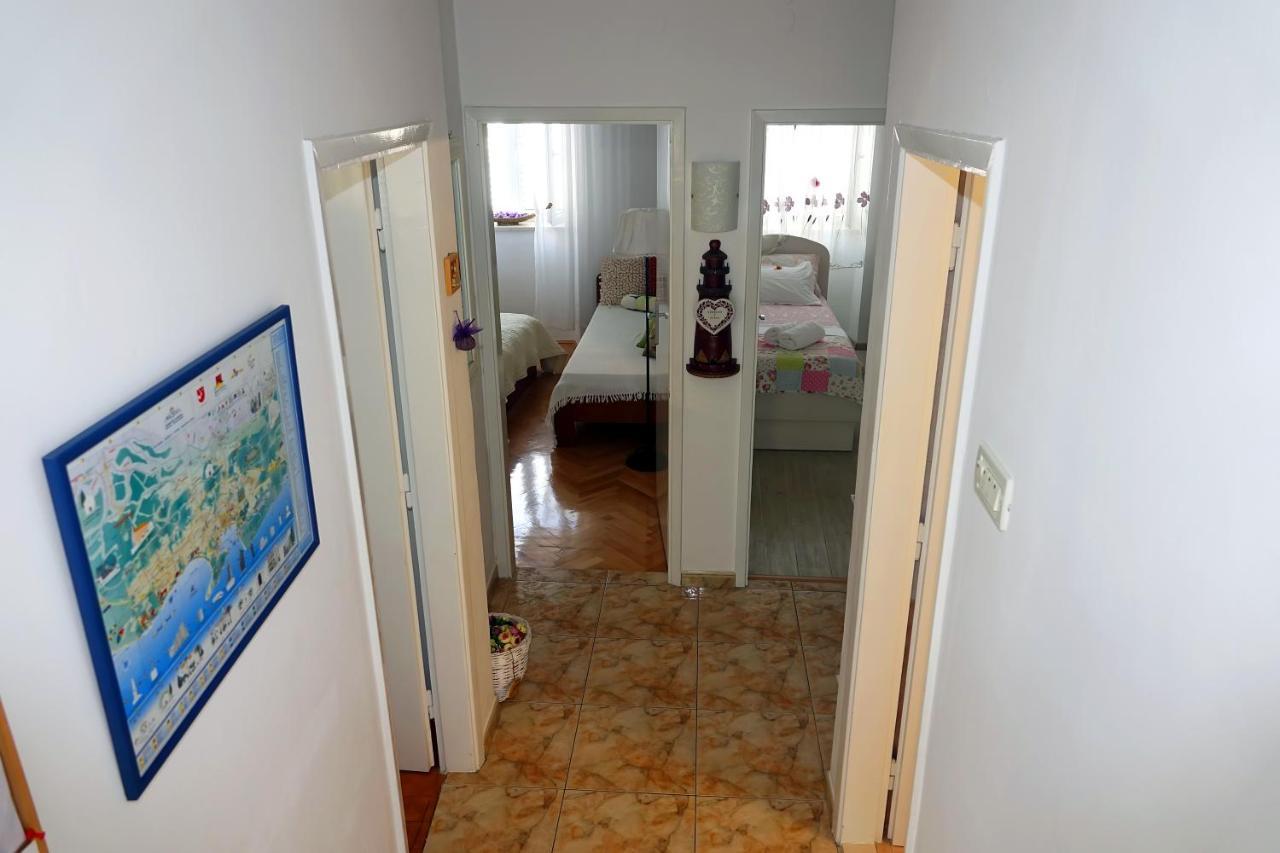 Two-Bedroom Apartment In The Centre マカルスカ エクステリア 写真