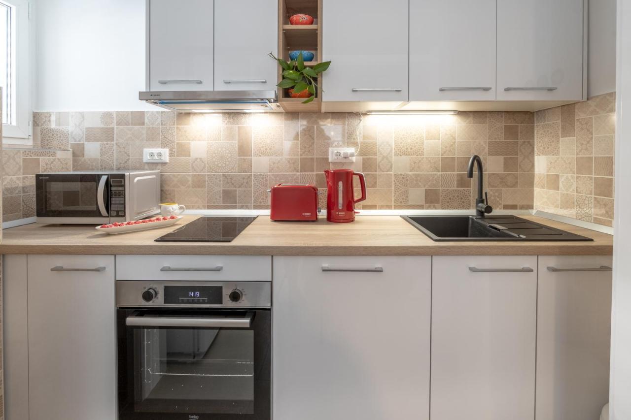 Two-Bedroom Apartment In The Centre マカルスカ エクステリア 写真